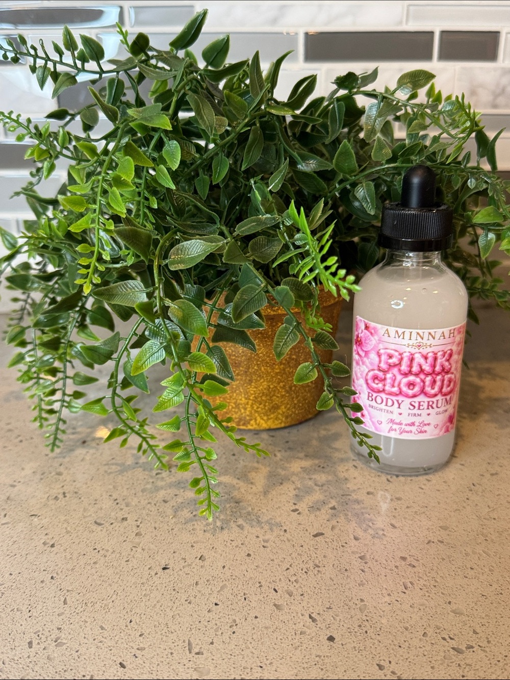 AMINNAH - PINK CLOUD BODY SERUM